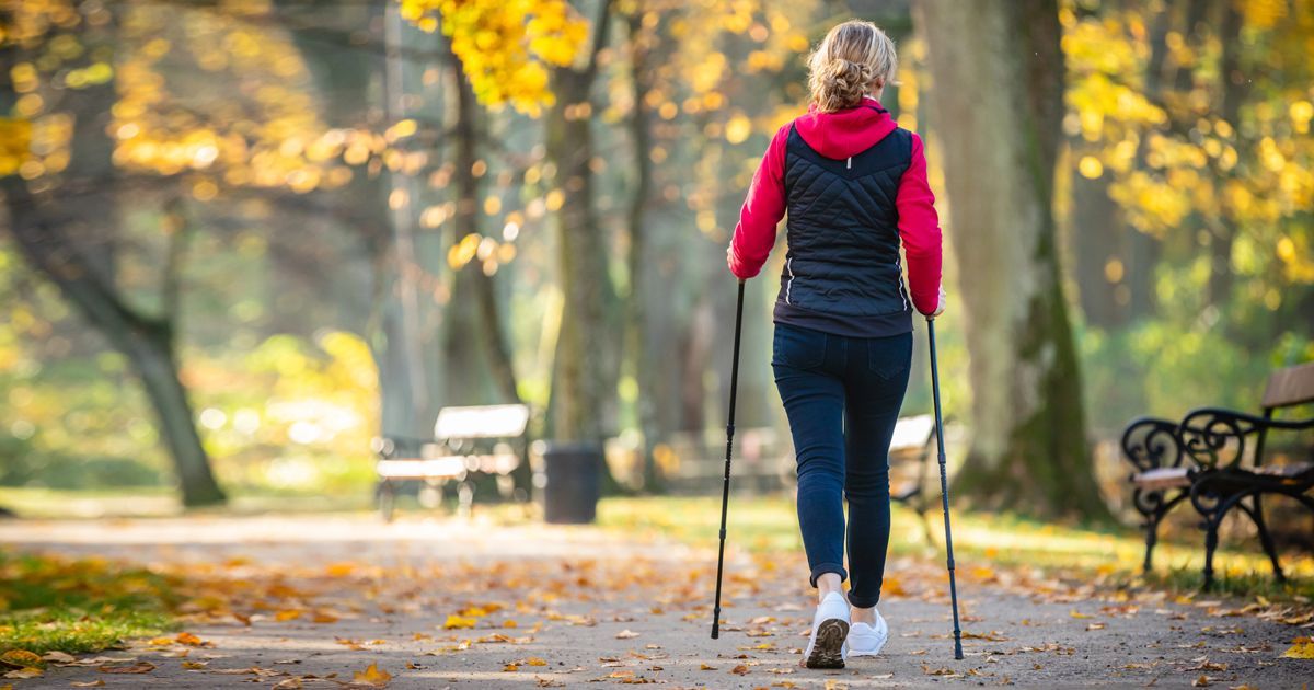 Pourquoi vous devriez faire de la marche nordique