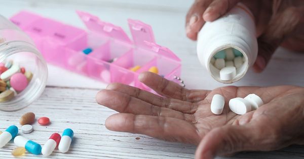 Les médicaments courants que vous ne devriez pas prendre pendant longtemps