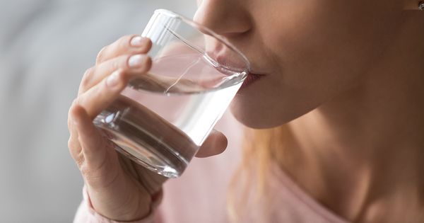 La déshydratation chronique peut-elle vous faire vieillir plus vite ?