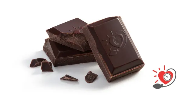 Le chocolat noir peut-il faire baisser votre pression artérielle ?