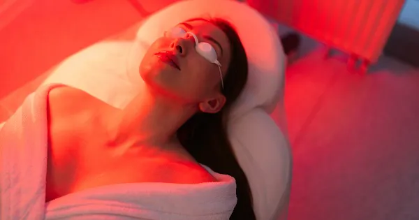 Un nouvel espoir pour vos yeux : Une solution sans médicaments ni aiguilles